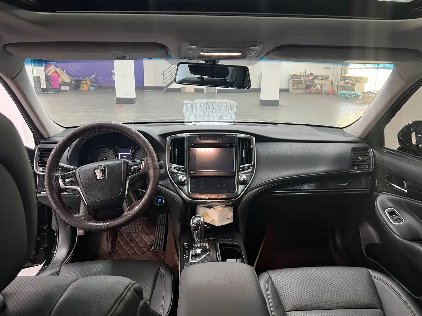 Toyota Crown 2018 2.0T Fashion Edition фото 6