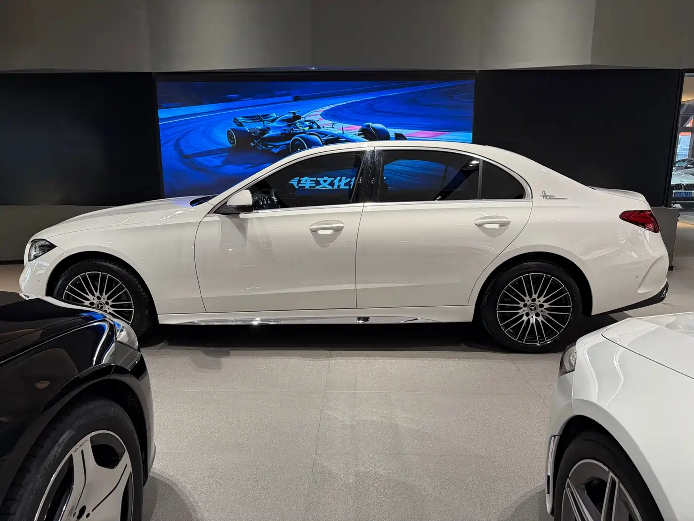 MERCEDES-BENZ CLASS C