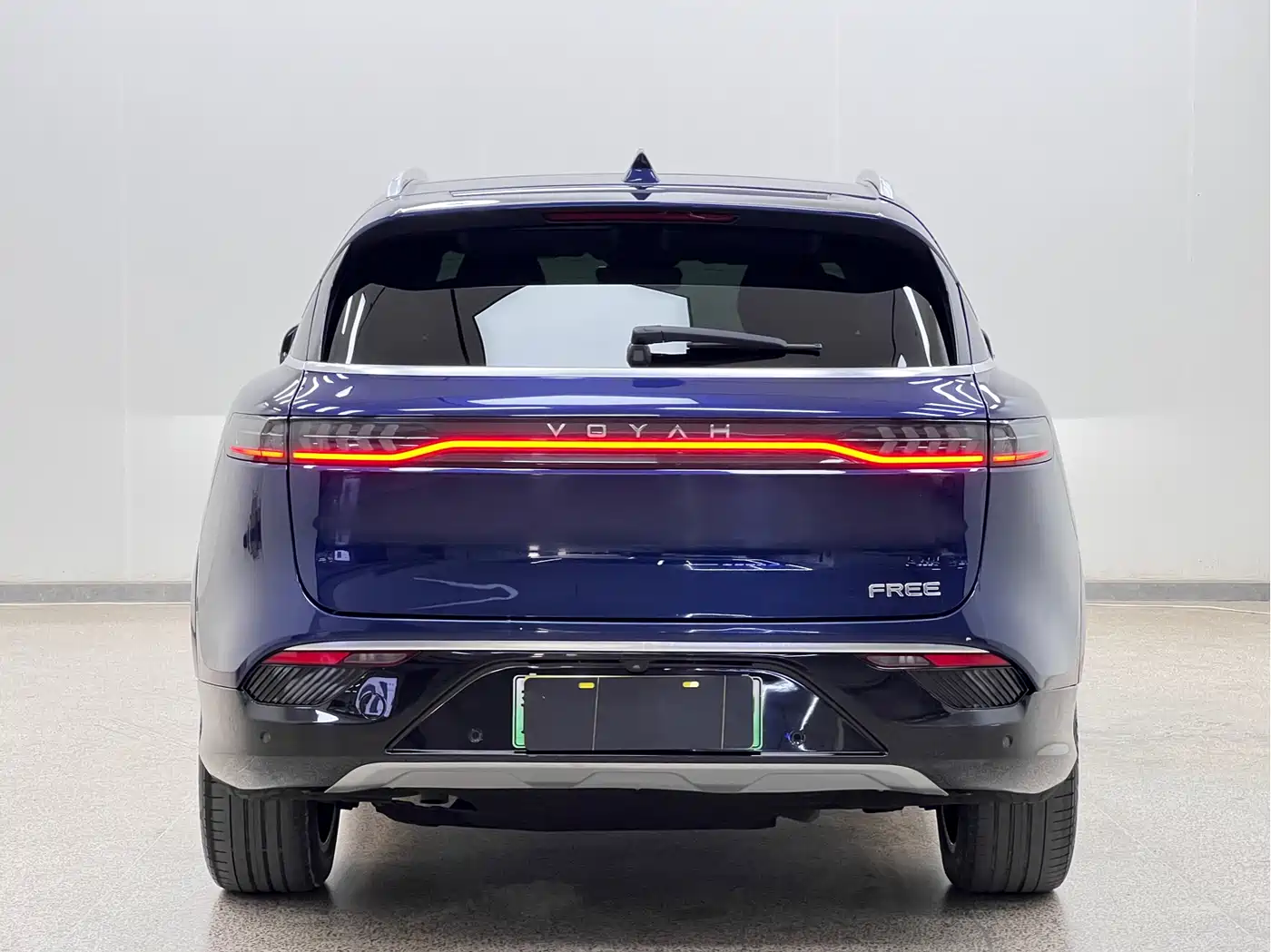 Voyah Auto VOYAH FREE 2021 AWD Standard Range Extender Exclusive Luxury Package фото 6