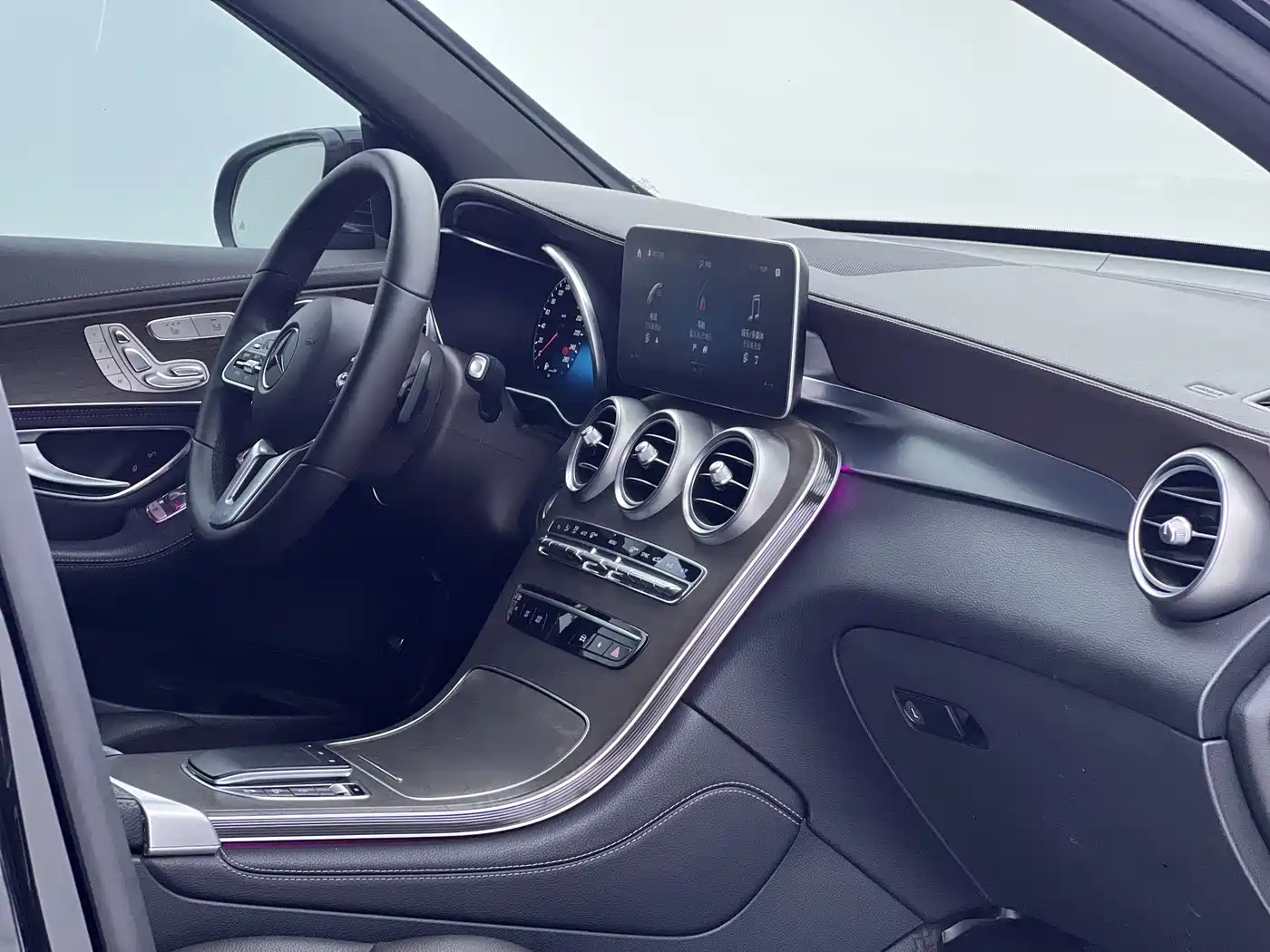 Mercedes-Benz GLC 2020 GLC 300 L 4MATIC Dynamic фото 7