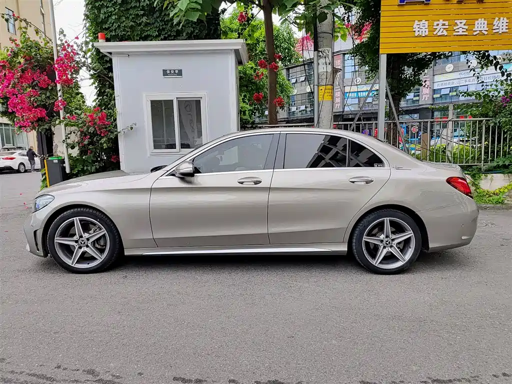 Mercedes-Benz C-Class 2019 C 260 L 4MATIC Sport Edition фото 3