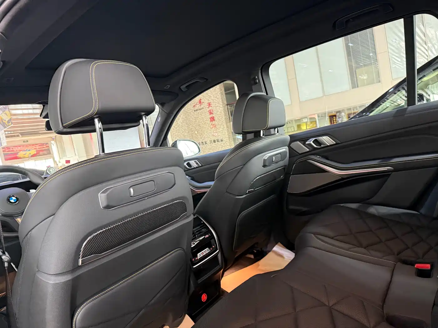 BMW X5 2024 xDrive 40Li Exclusive Black Flame Limited Edition фото 13