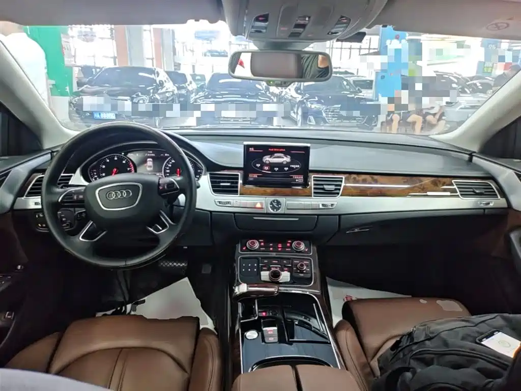 Audi A8 2016 A8L 45 TFSI quattro Comfort фото 10