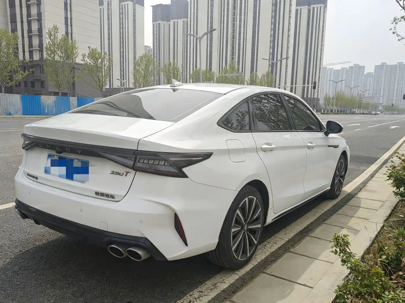 Chery Arrizo 8 2025 2025 Model 2.0T Automatic Royal+