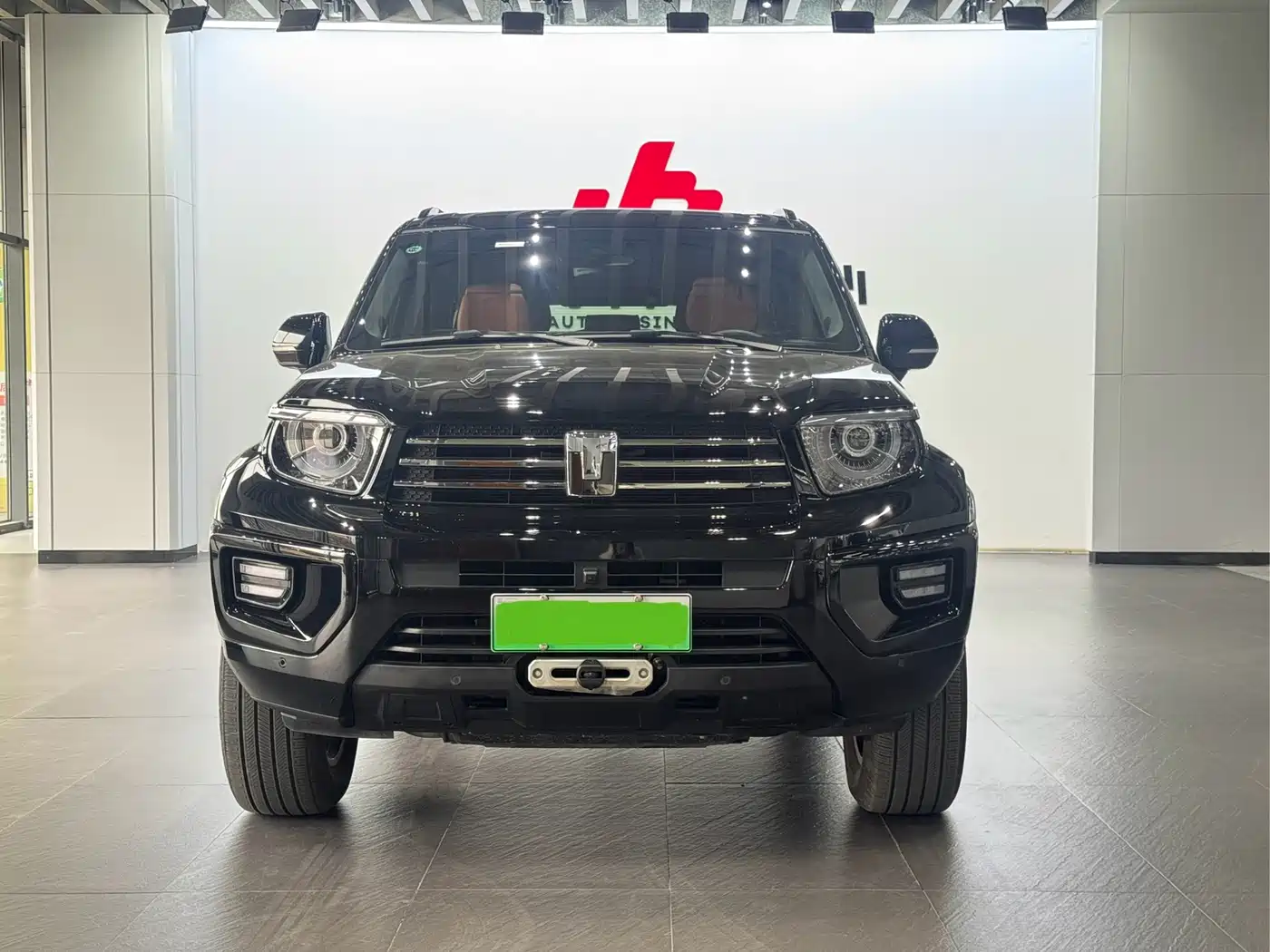 TANK TANK 700 NEW ENERGY