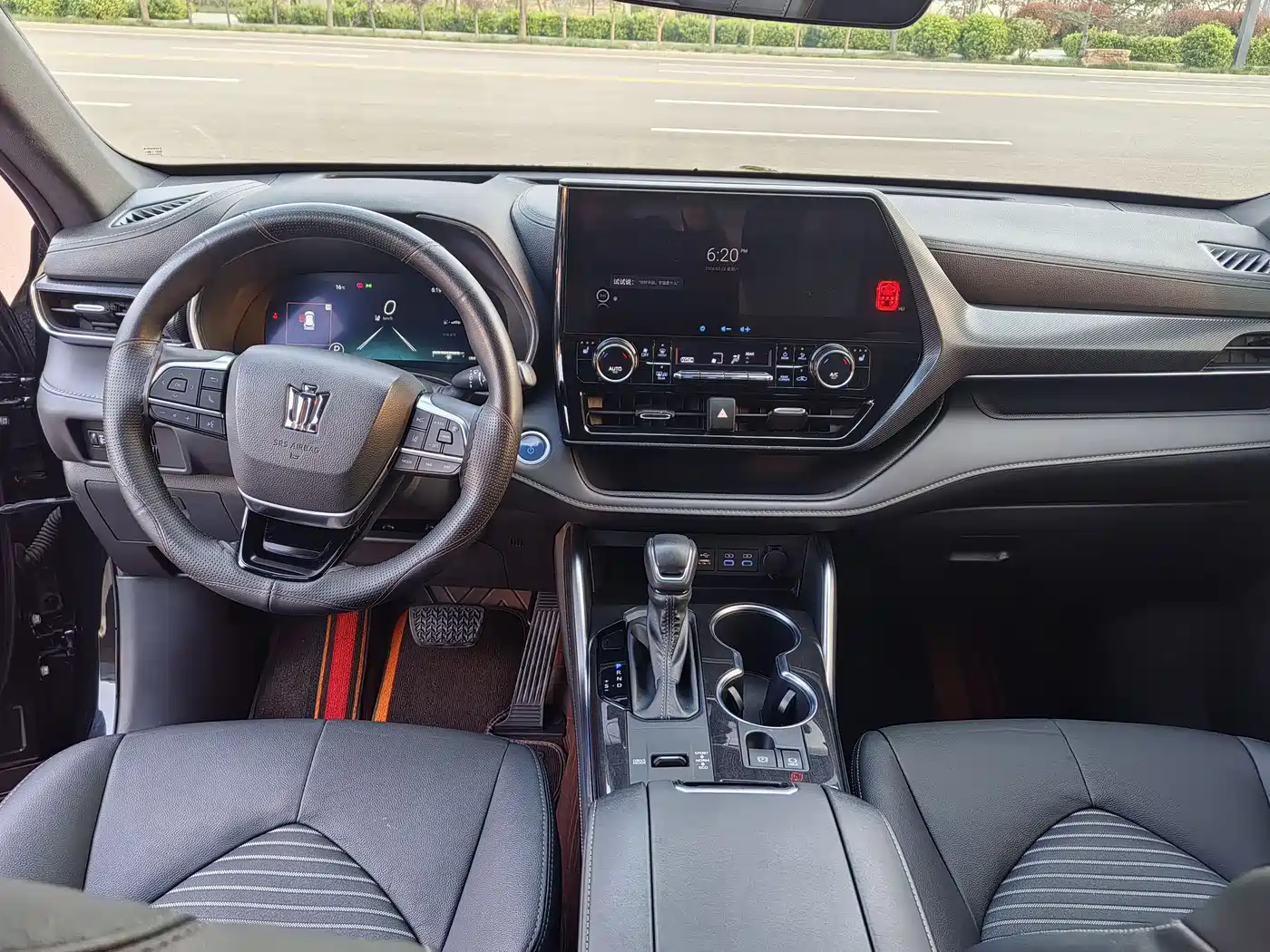 Toyota Crown Kluger 2022 2.5L HEV 4WD Premium Edition фото 7