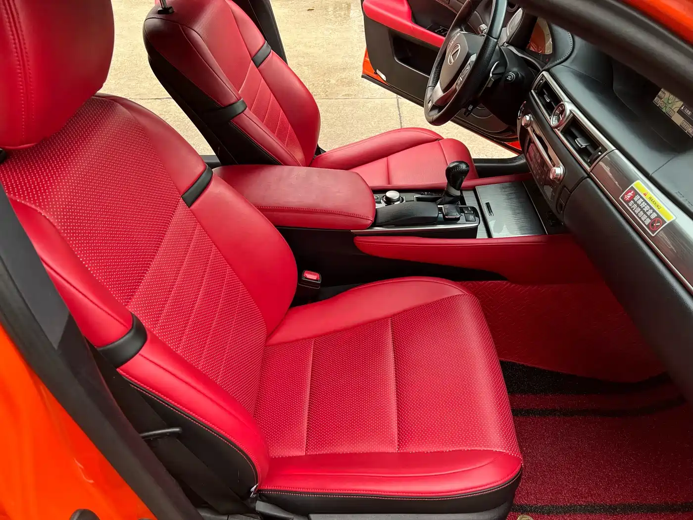 Photo 8 - Lexus GS