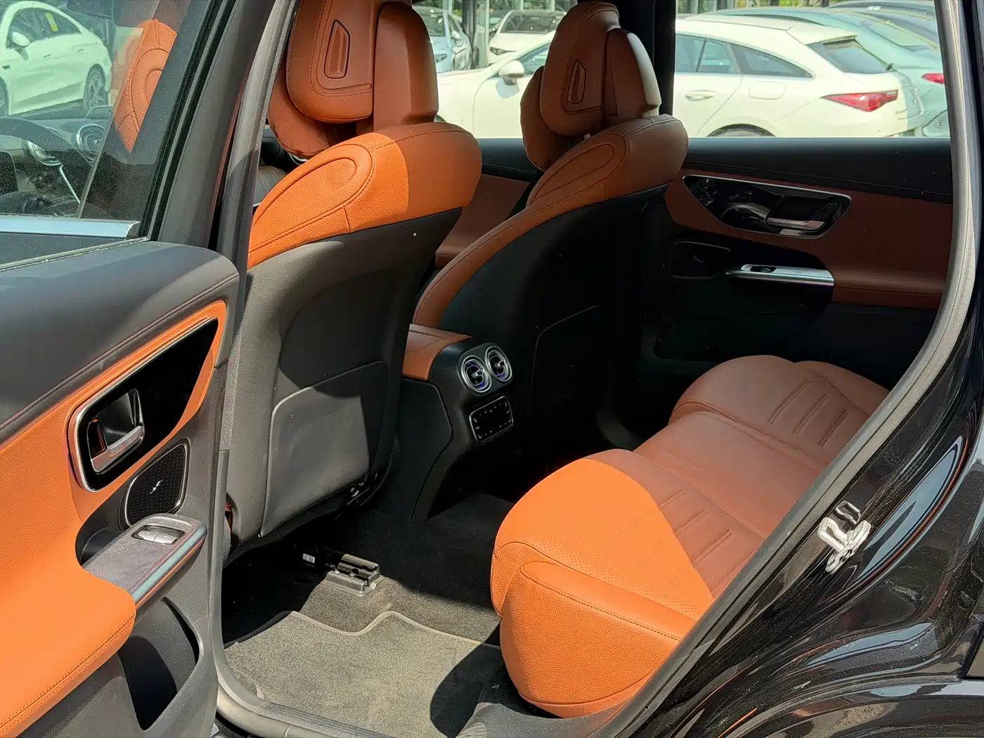 Mercedes-Benz GLC New Energy 2025 350 e L 4MATIC Collector's Edition фото 11