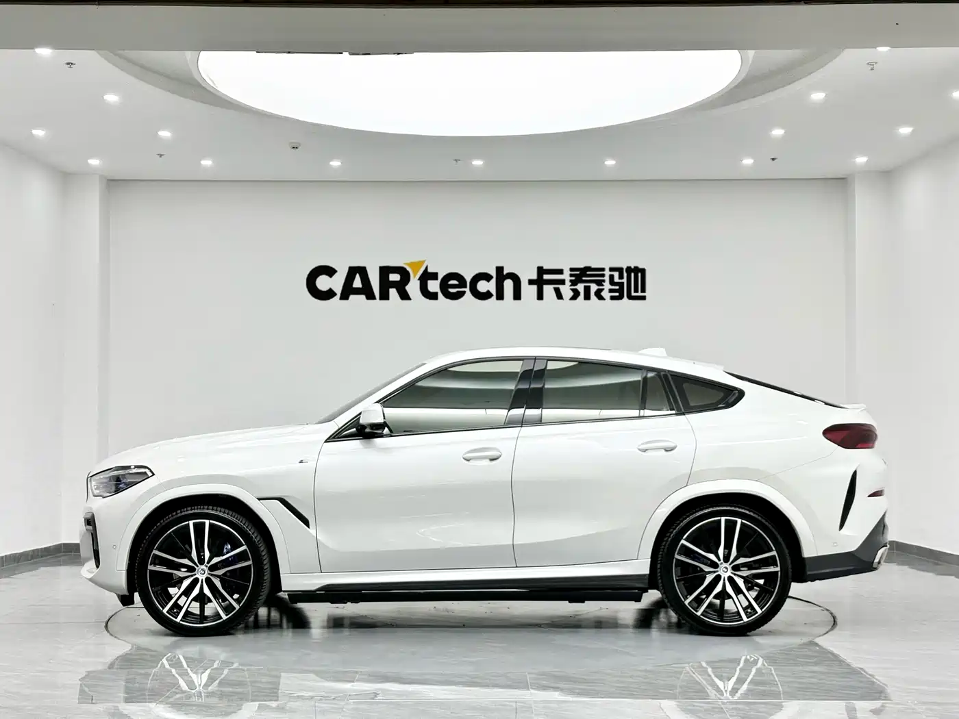 BMW X6 2022 Facelift xDrive40i Exclusive M Sport Package фото 5
