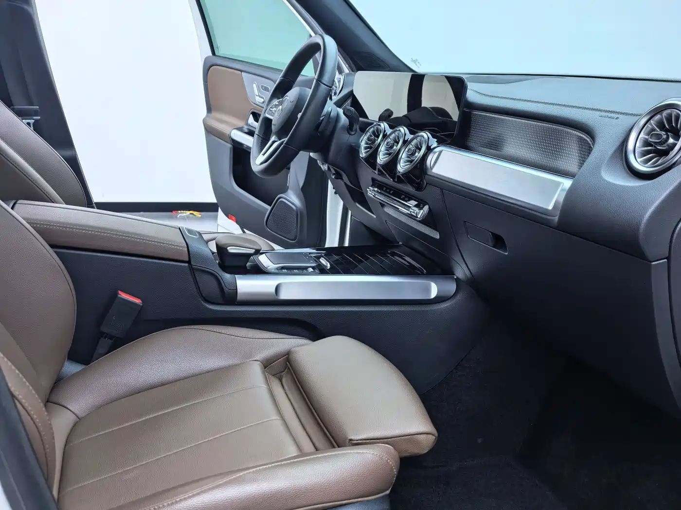 Mercedes-Benz GLB 2023 GLB 220 Style фото 12