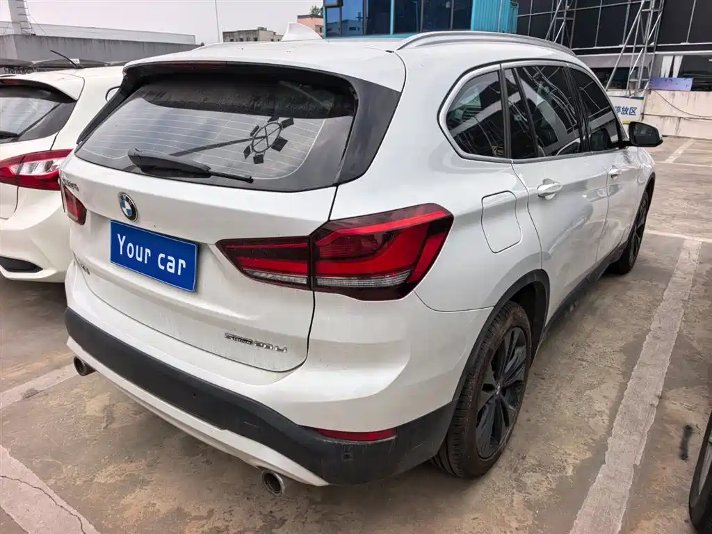 BMW X1 2021 sDrive20Li Fashion фото 5