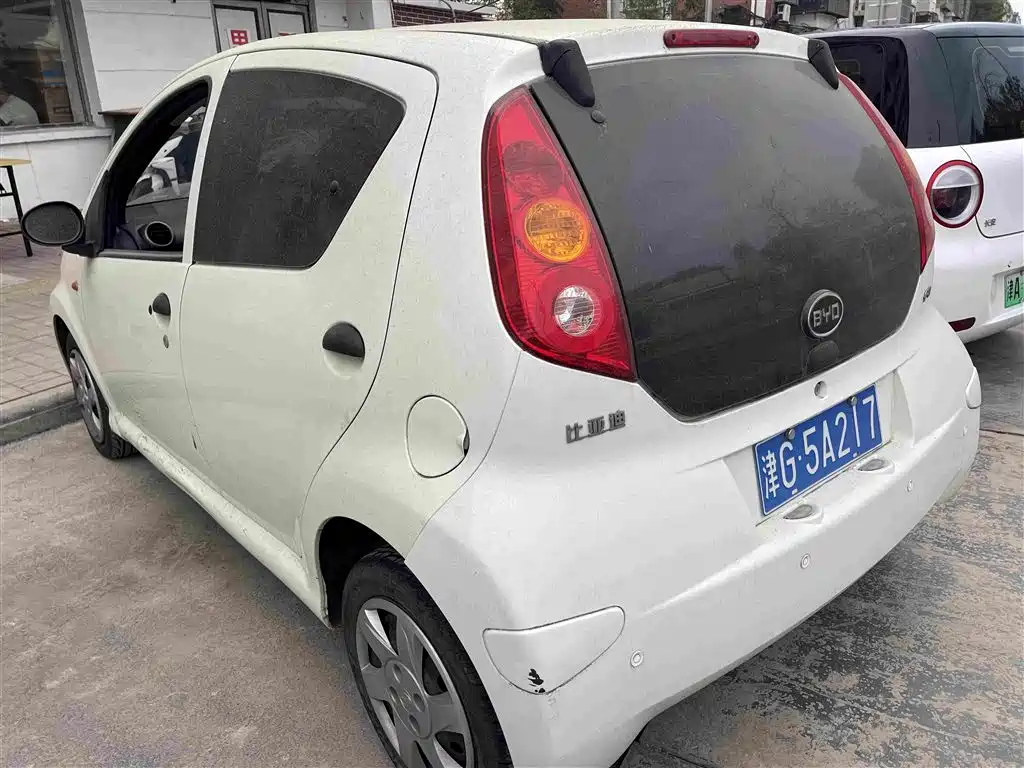 Photo 8 - BYD F0