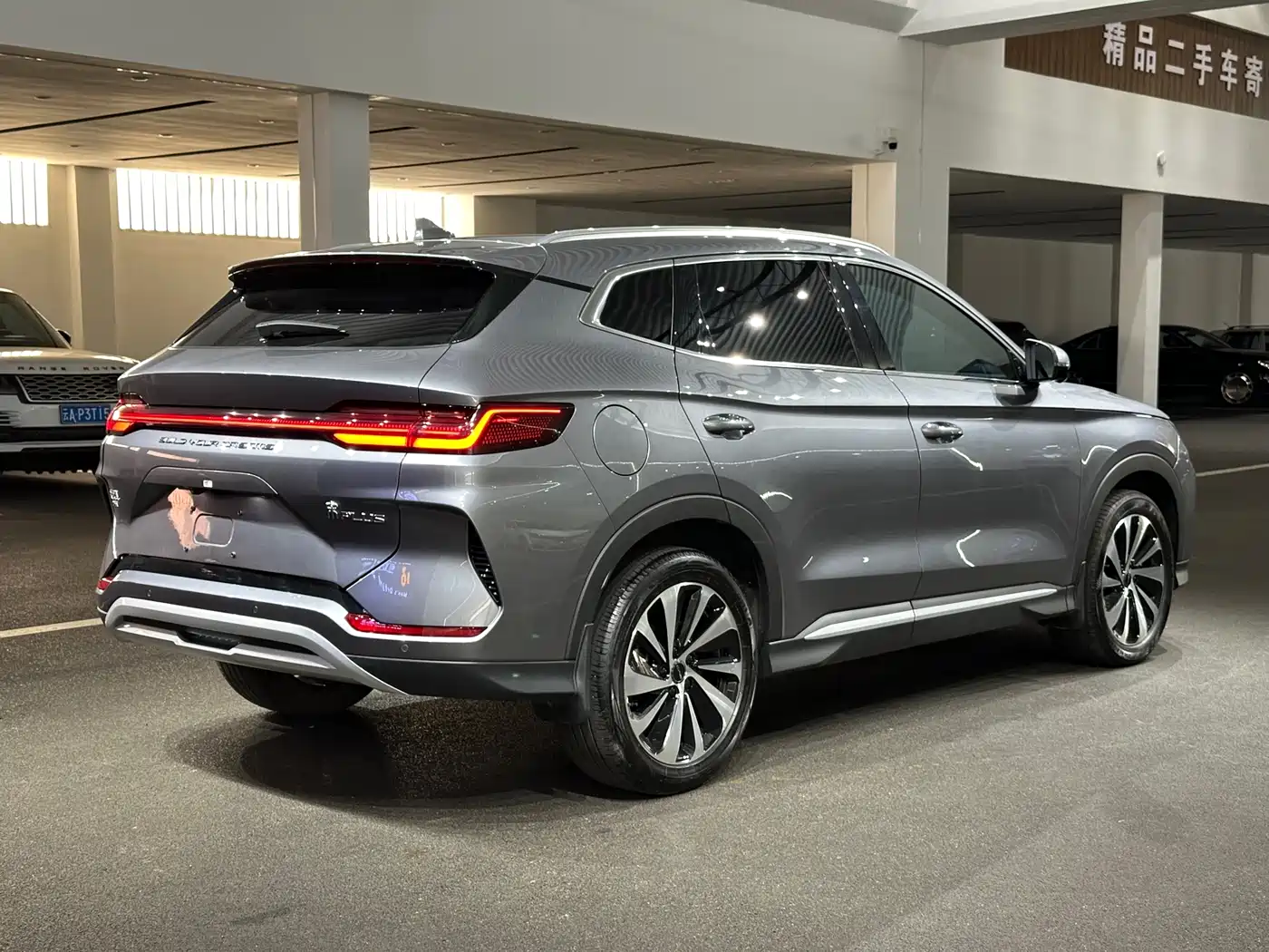 BYD Song PLUS PHEV 2023 Champion Edition DM-i 110KM Flagship фото 8