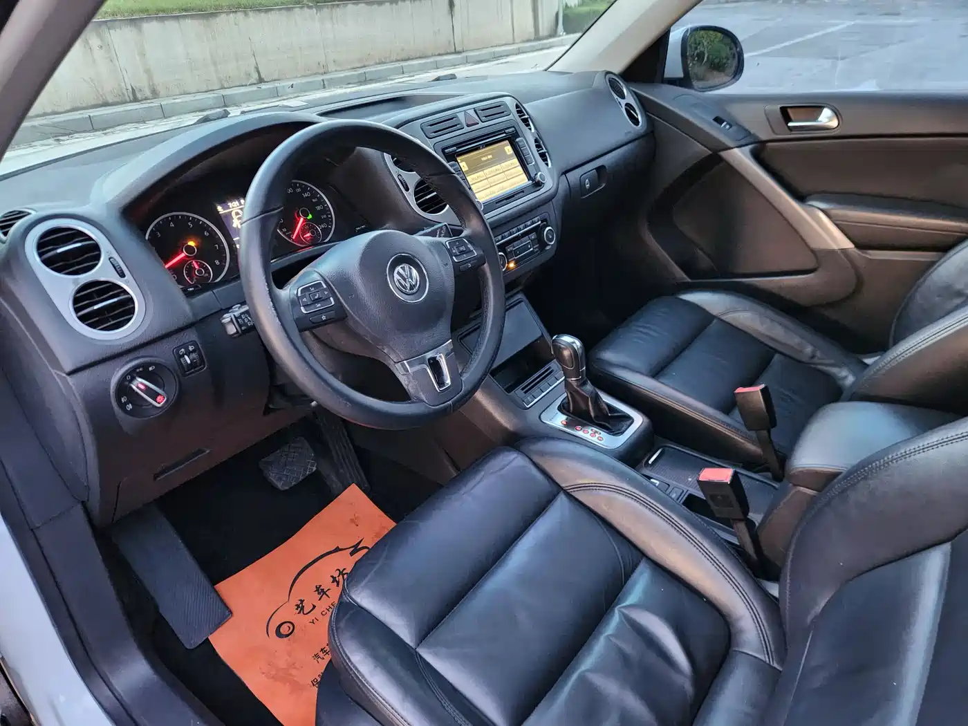 Volkswagen Tiguan 2013 1.8TSI Auto 4WD Luxury фото 19
