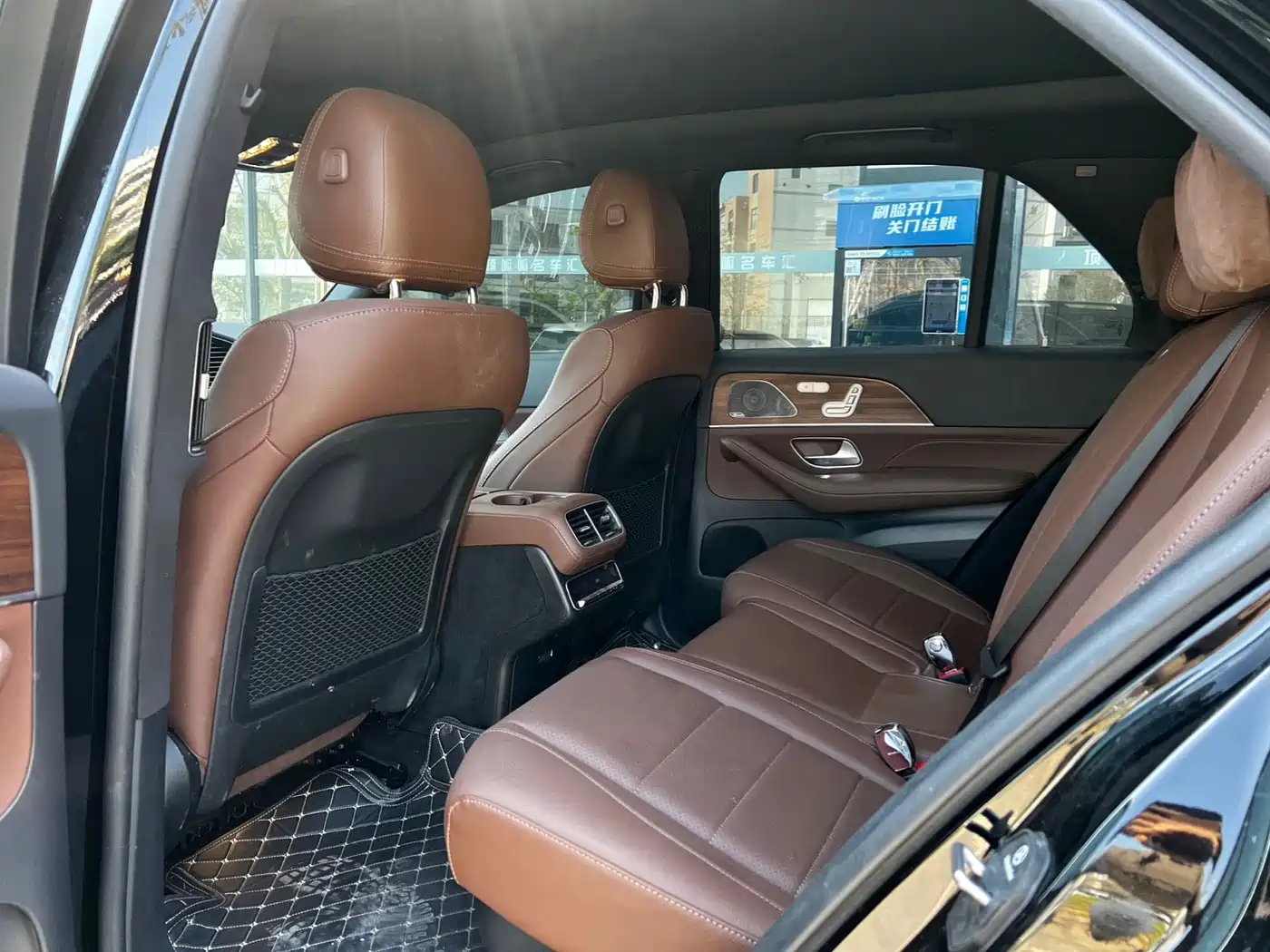 Mercedes-Benz GLE 2024 GLE 450 4MATIC Fashion фото 5