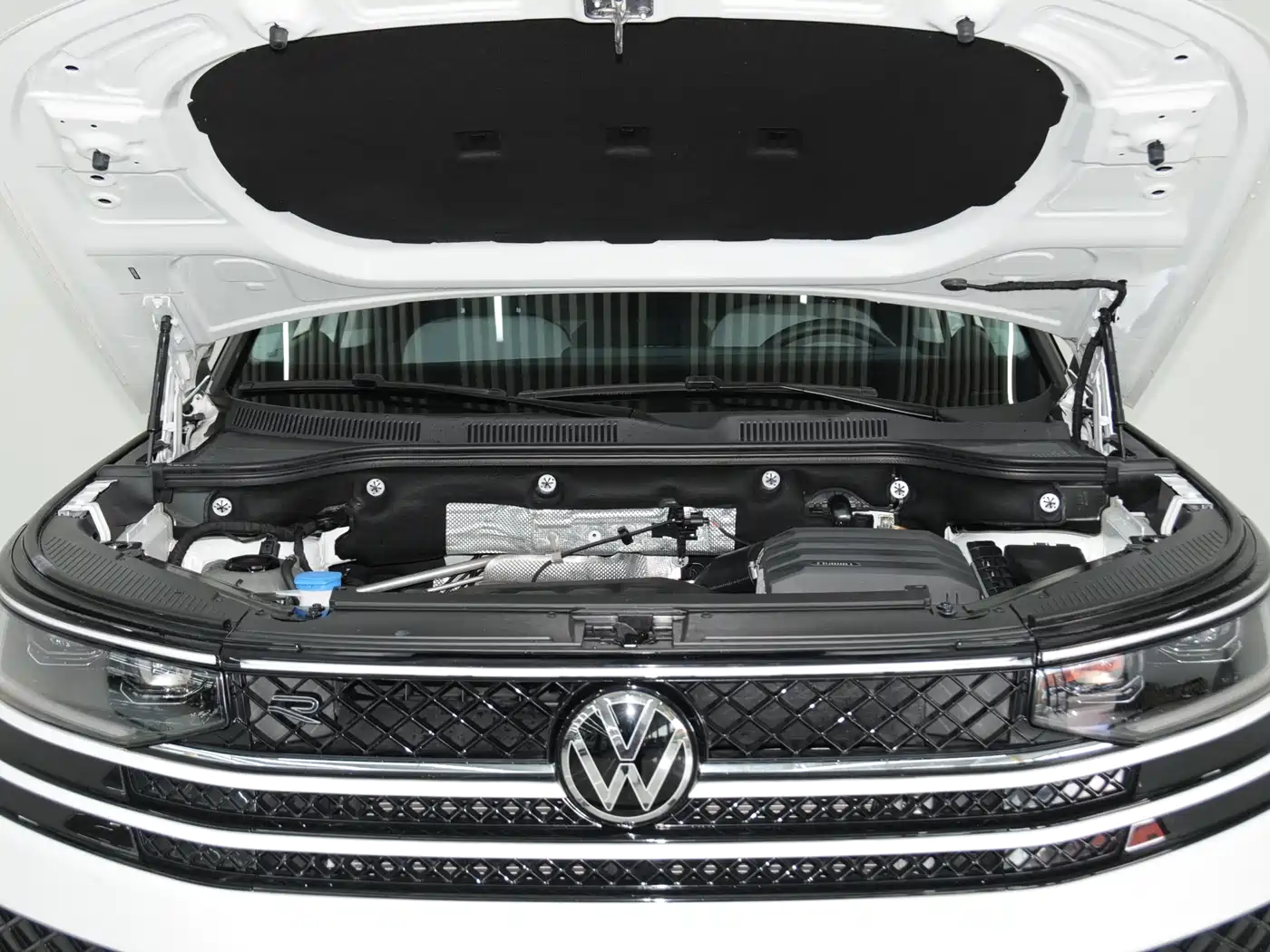 Volkswagen Talagon 2023 380TSI 4WD R-Line Touring Edition фото 6
