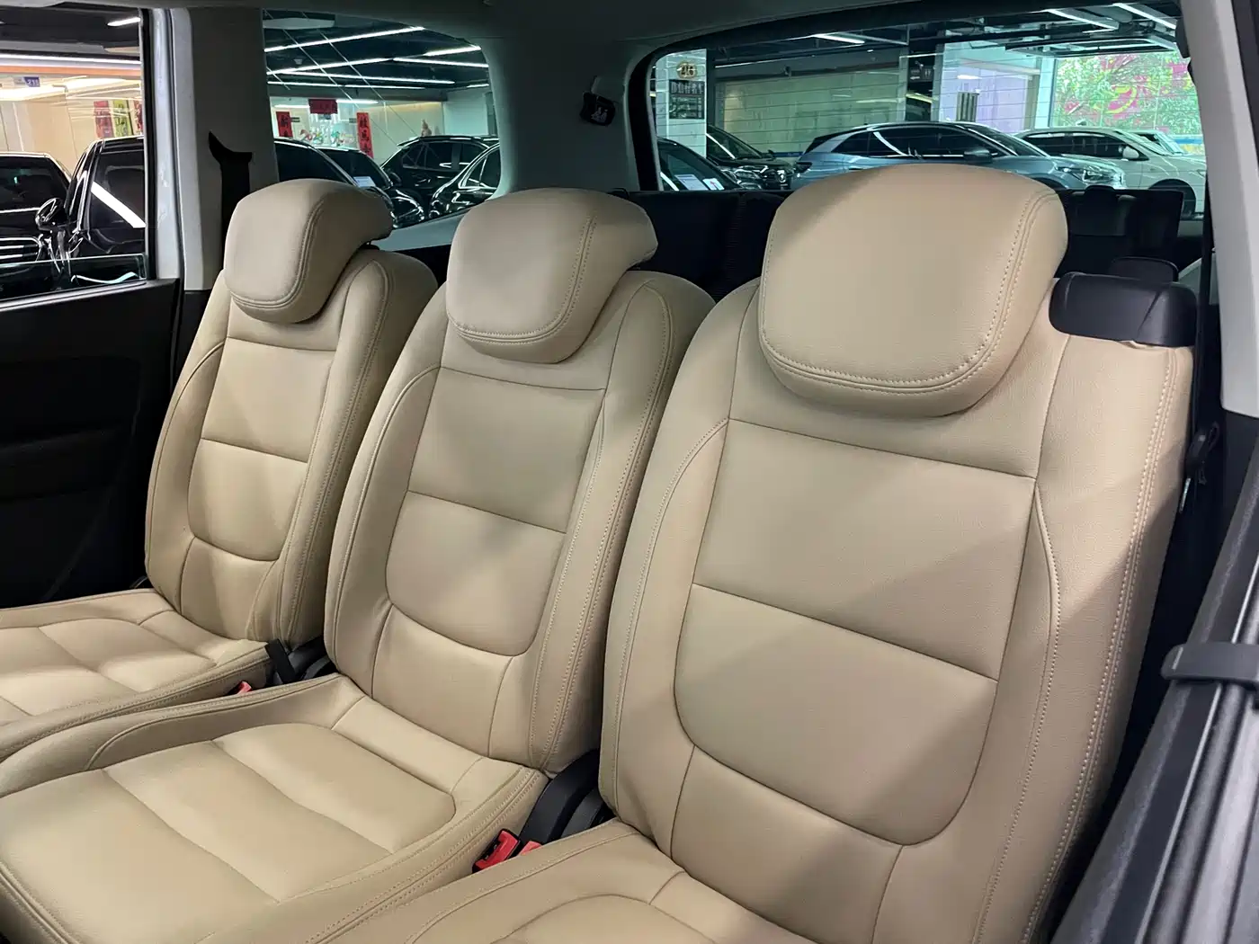 Volkswagen Sharan 2013 1.8TSI Standard фото 24