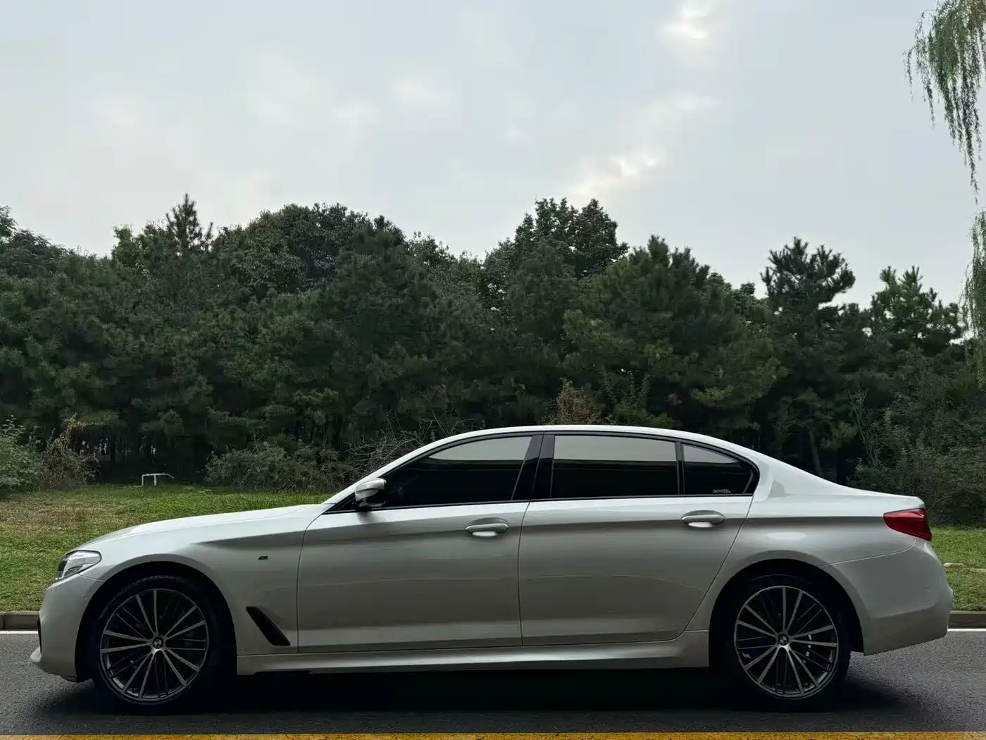 Photo 14 - BMW 5 Series
