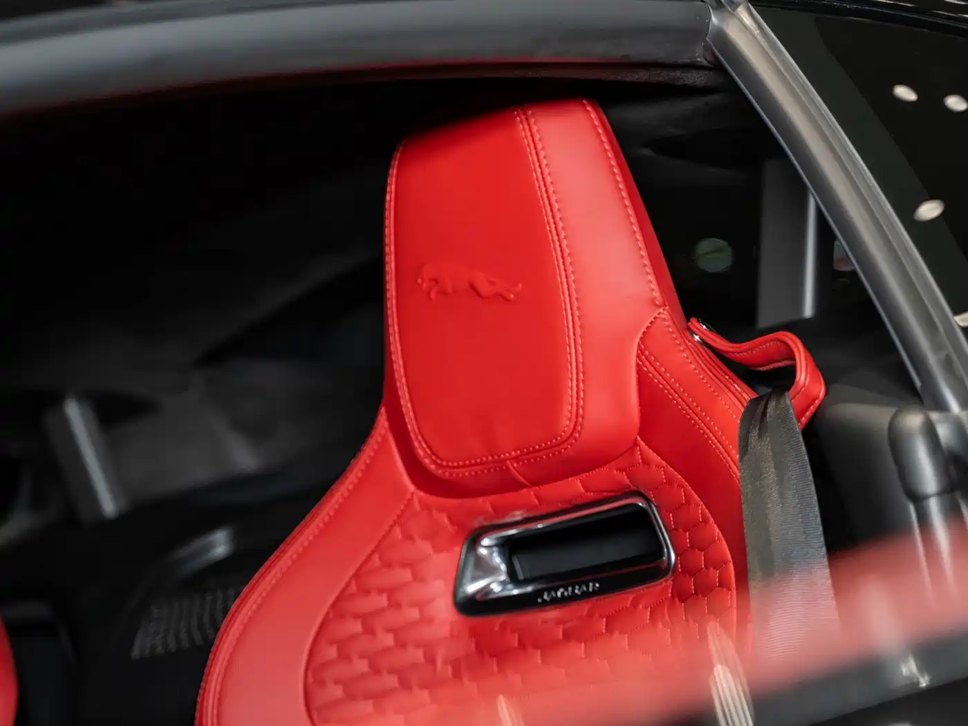 Jaguar F-TYPE 2023 2023 Model P300 Hardtop R-DYNAMIC BLACK