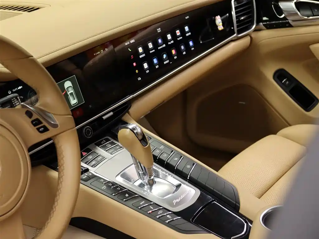Porsche Panamera 2014 Panamera 4 3.0T фото 10
