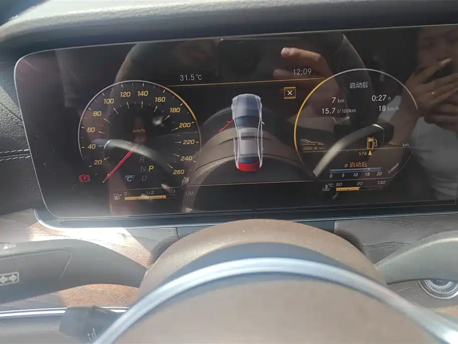 Mercedes-Benz E-Class 2019 E 300 L Sport Fashion фото 14