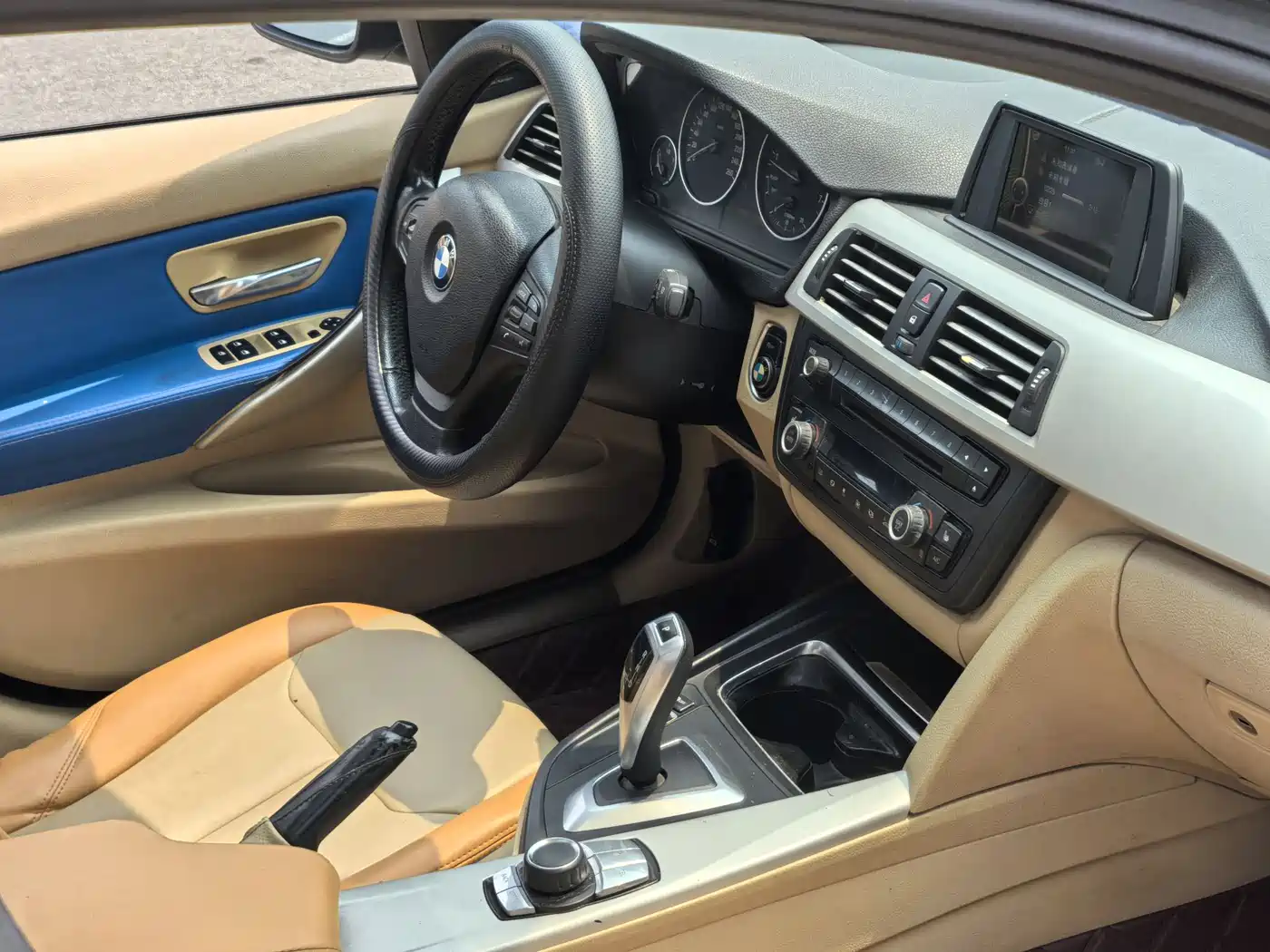 BMW 3 Series (Import) 2013 320i Sport Design Package фото 4