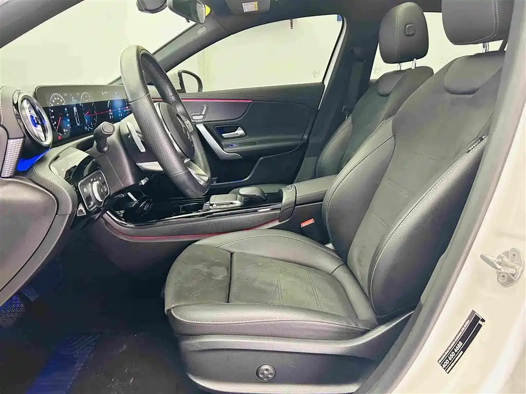 MERCEDES-BENZ CLASS A