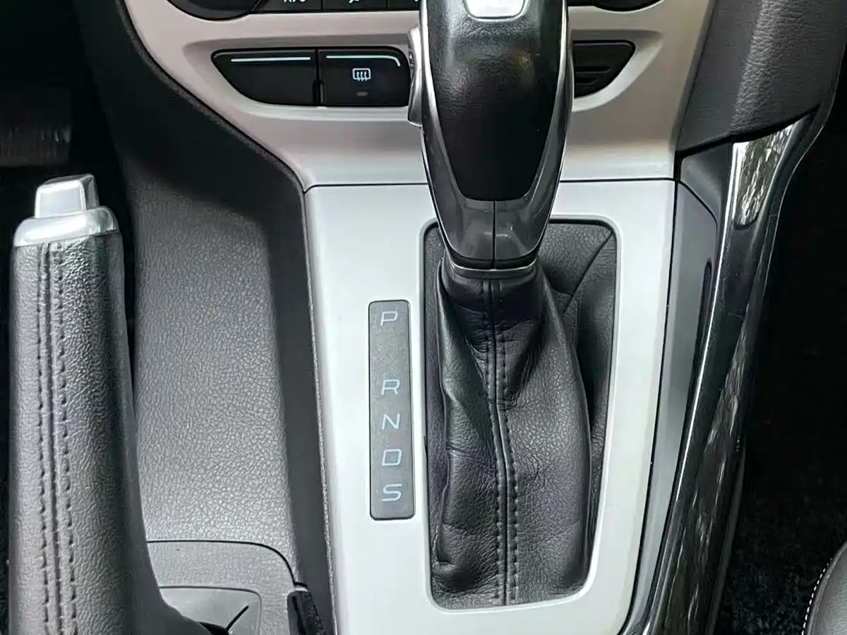 Ford Focus 2012 2012 Hatchback 2.0L Automatic Luxury Sport