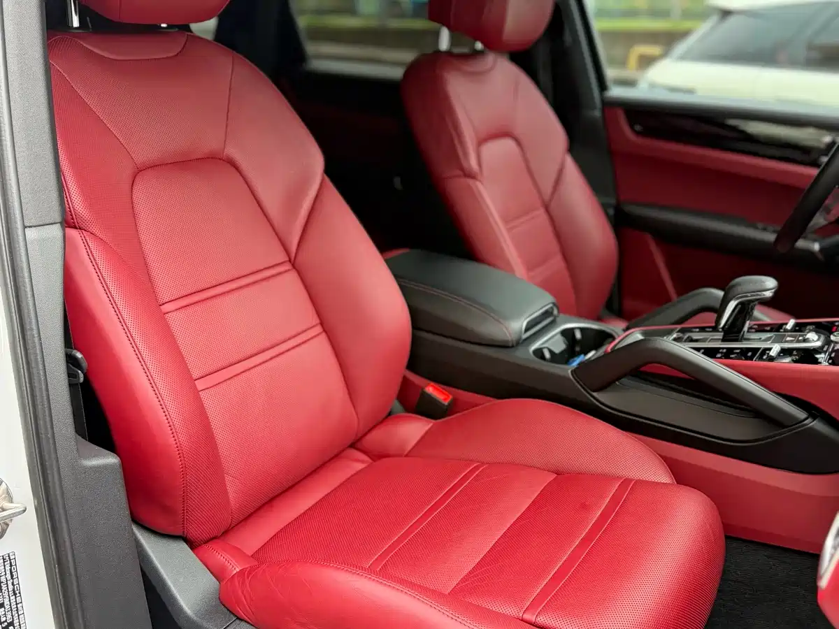 Porsche Cayenne 2019 Cayenne 3.0T фото 24