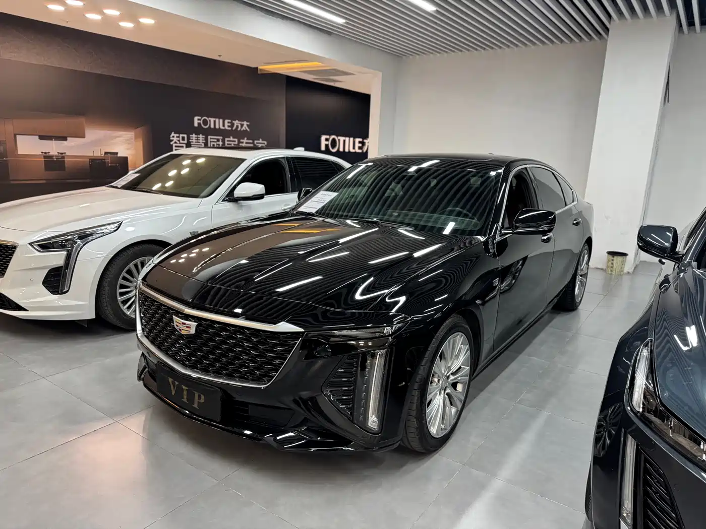 CADILLAC CT6