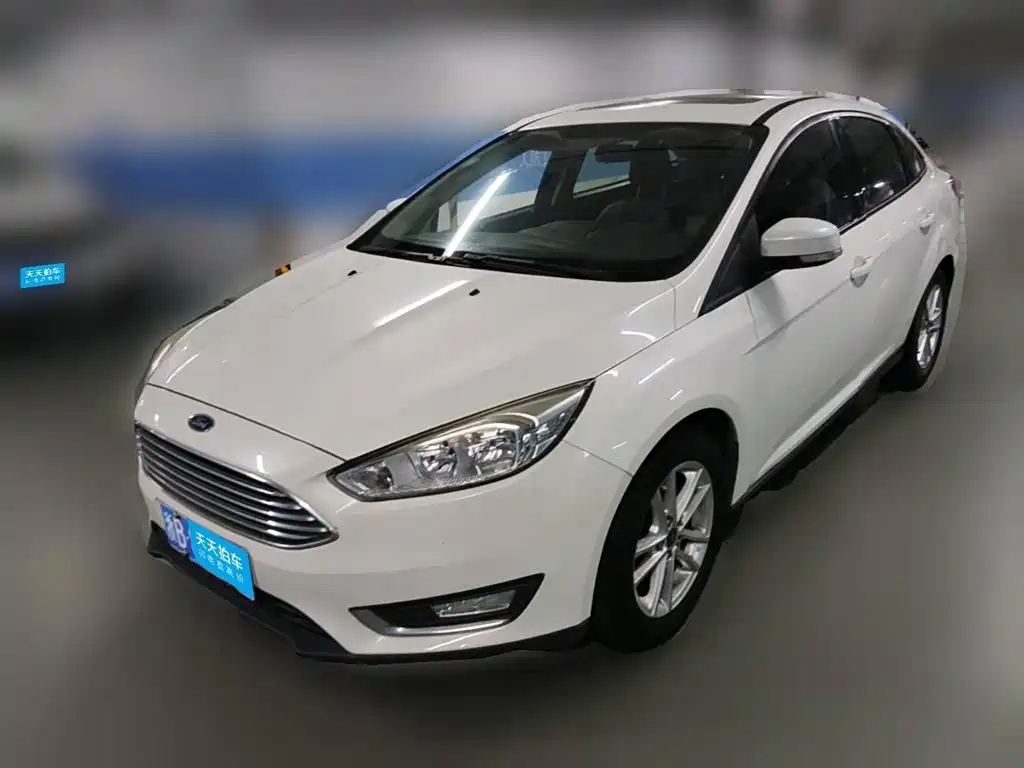 Фото 1 - Ford Focus