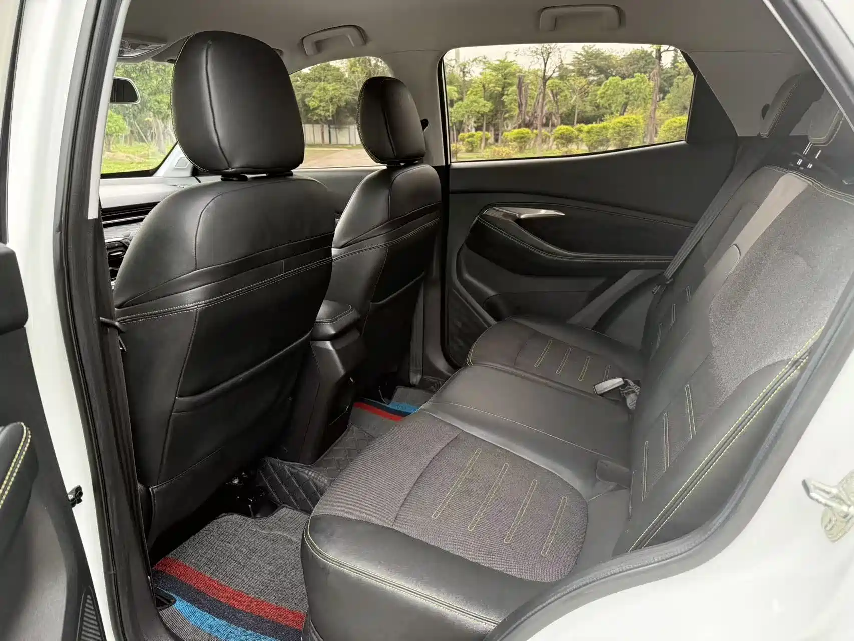 Photo 5 - Baojun RS-3
