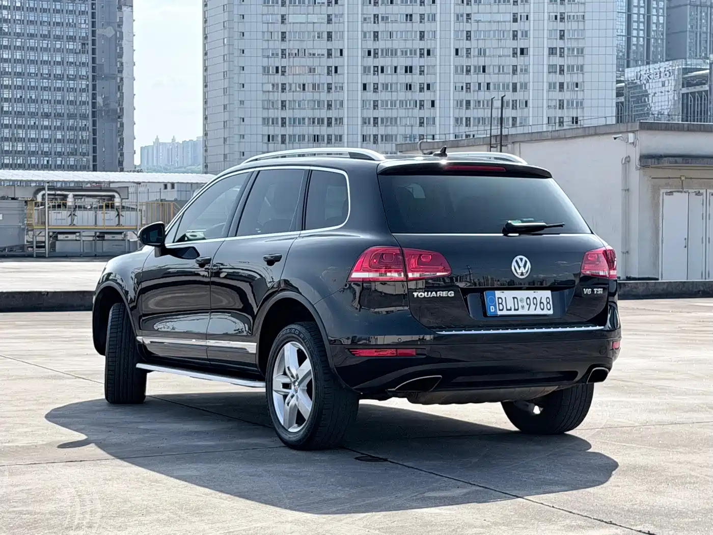Volkswagen Touareg 2011 3.0TSI Luxury фото 7