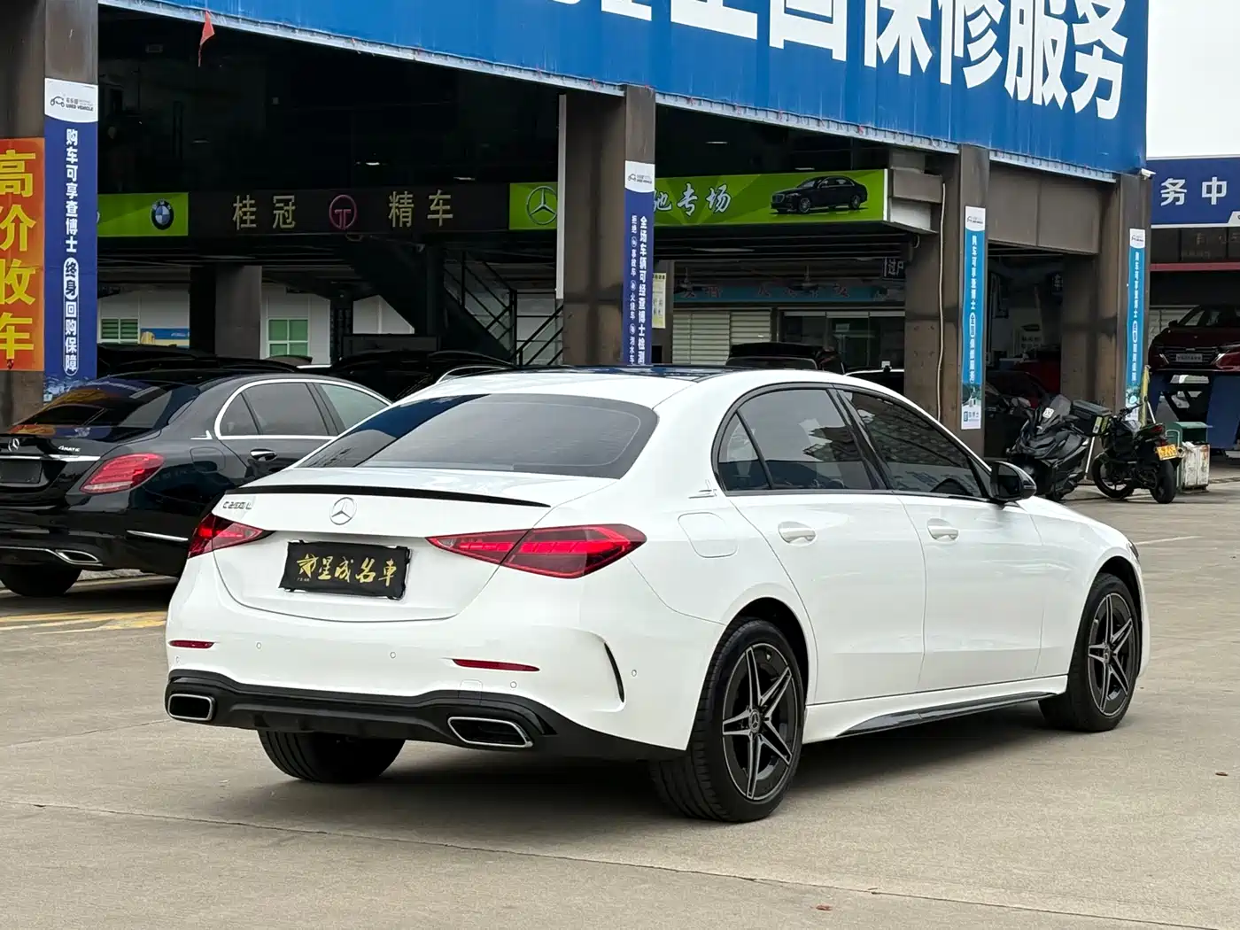 Mercedes-Benz C-Class 2024 C 260 L Night Edition Sport фото 17