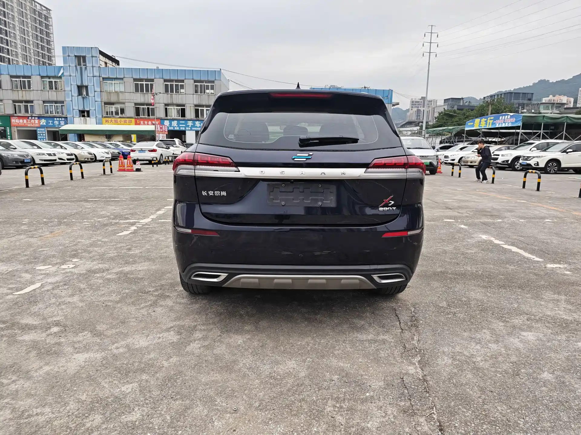 Photo 6 - Changan Oshan X7