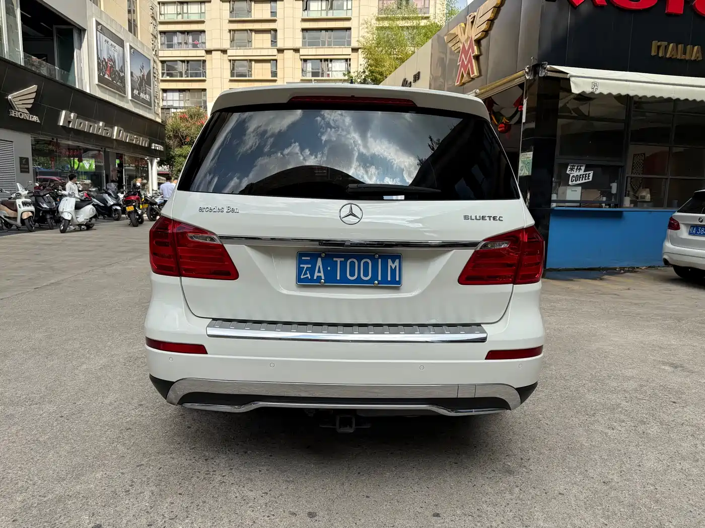 Mercedes-Benz GL-Class 2014 GL 350 CDI 4MATIC фото 4