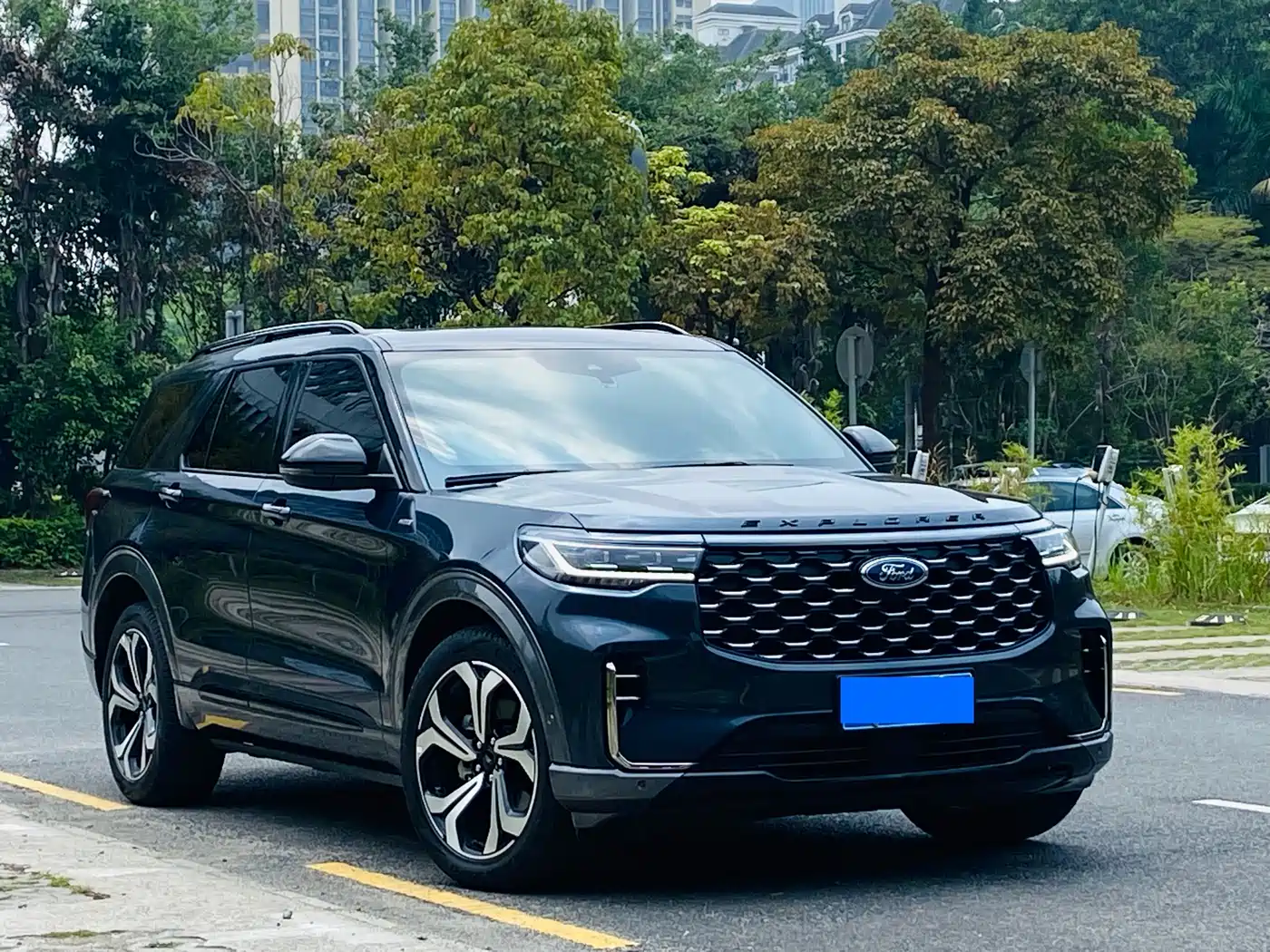 Ford Explorer 2023 EcoBoost 285 AWD ST-LINE 6-Seater фото 2