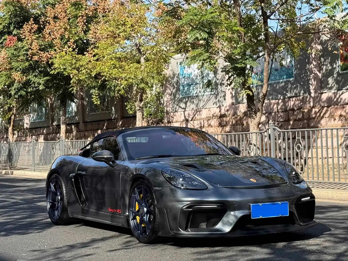 PORSCHE 718