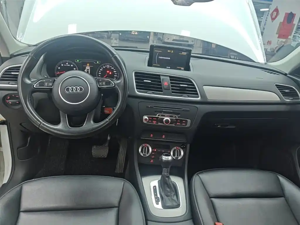 Audi Q3 2015 30 TFSI Progressive фото 10