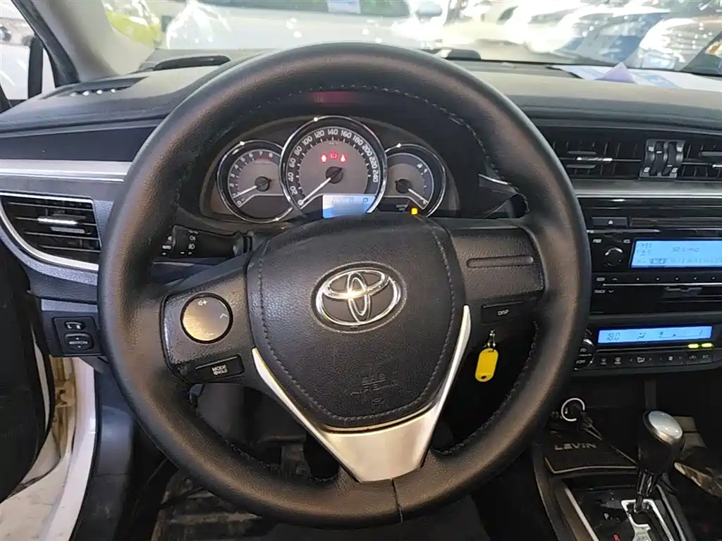 Toyota Levin 2014 1.6G-L CVT Premium Edition фото 11