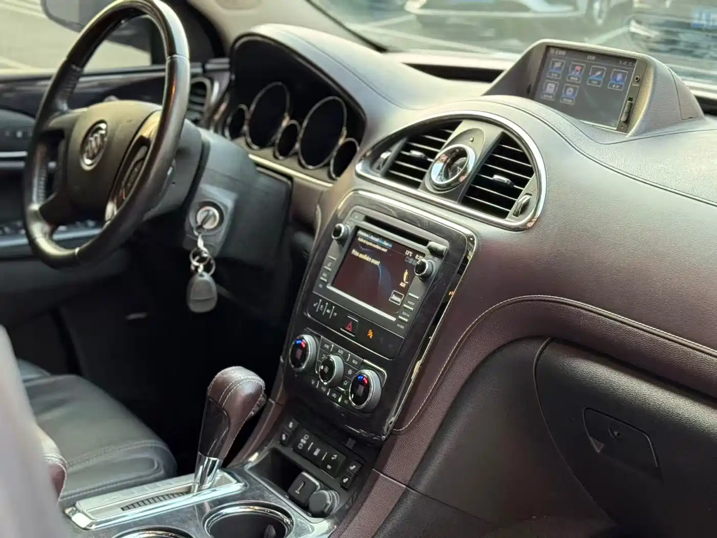 Buick Enclave 2014 3.6L 2WD Elite Comfort фото 15