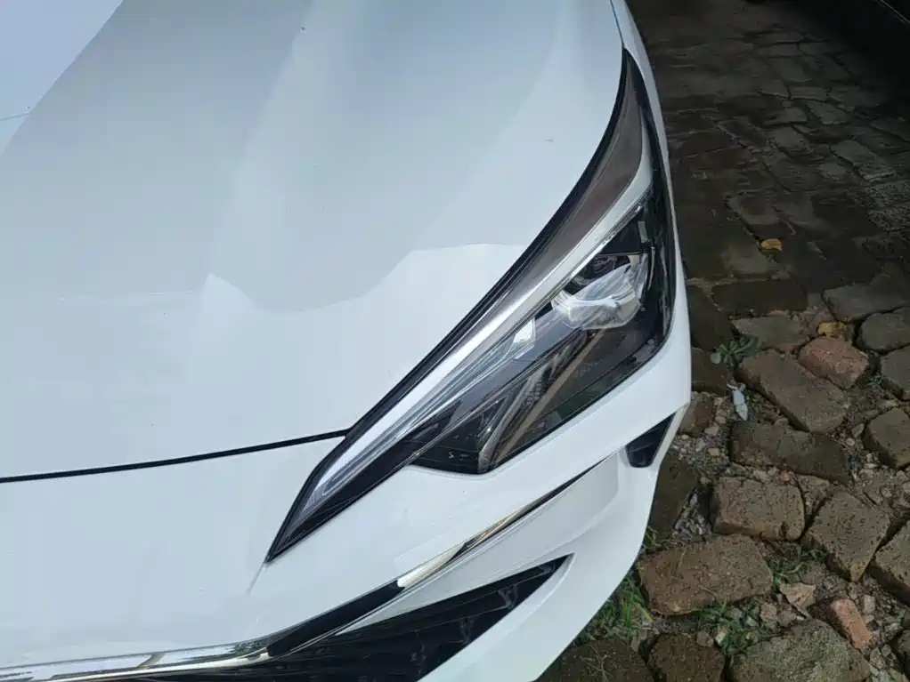 Roewe i5 2025 2023 1.5L Manual Comfort Edition