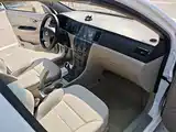 Фото 8 - Geely Vision