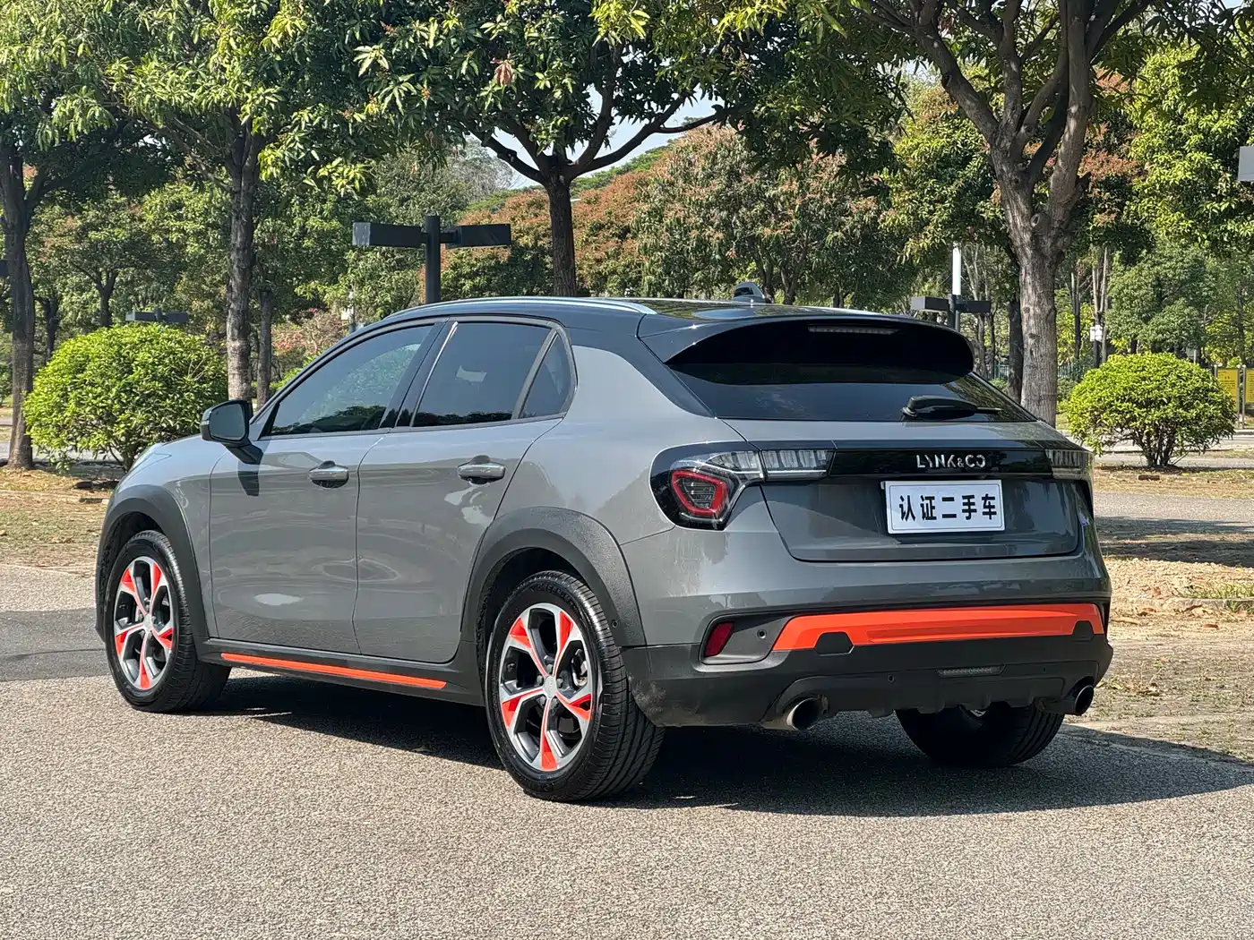 Lynk & Co 02 2018 Model 1.5T DCT 2WD Yao Pro Edition China V фото 5