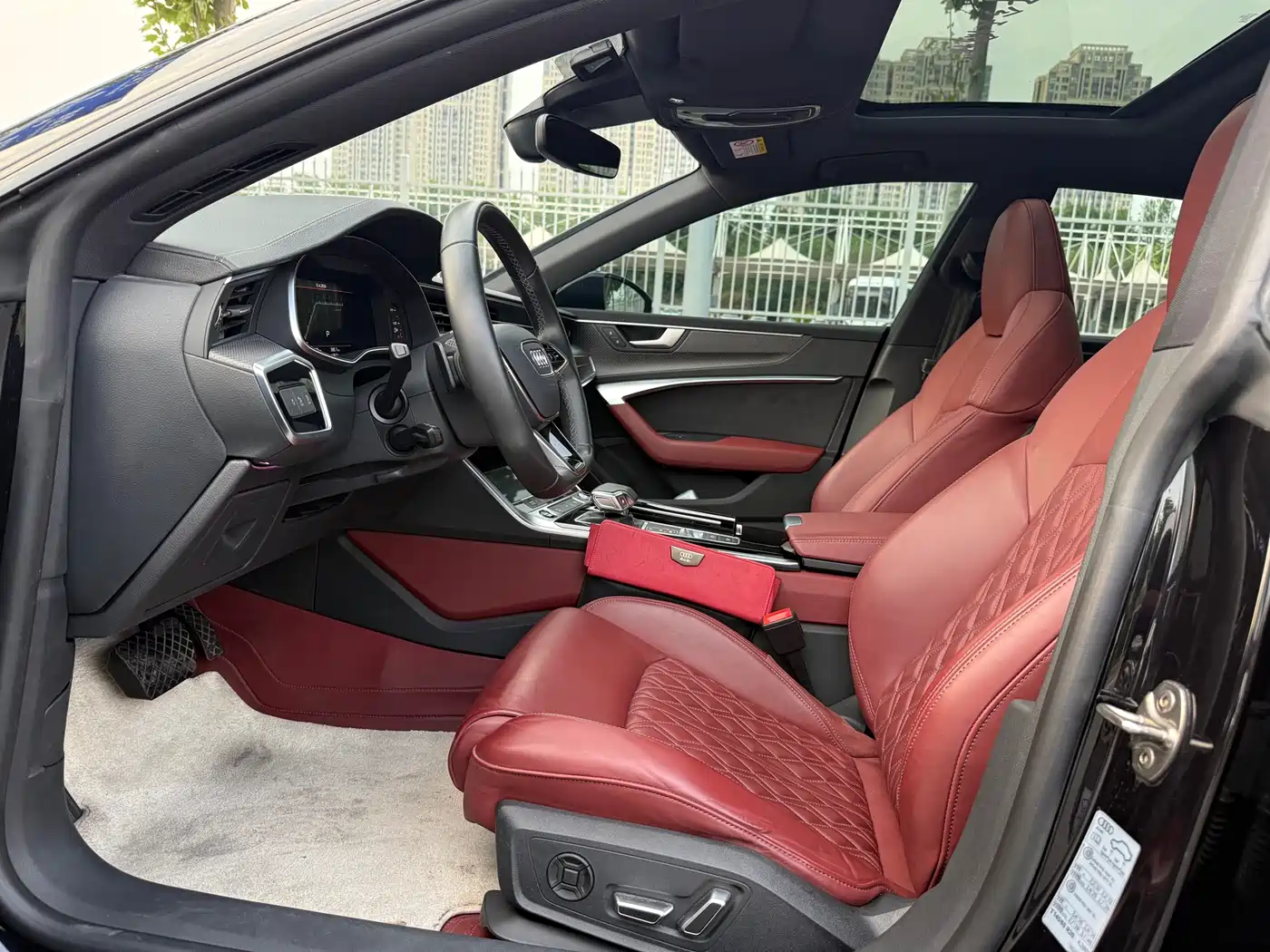AUDI A7L