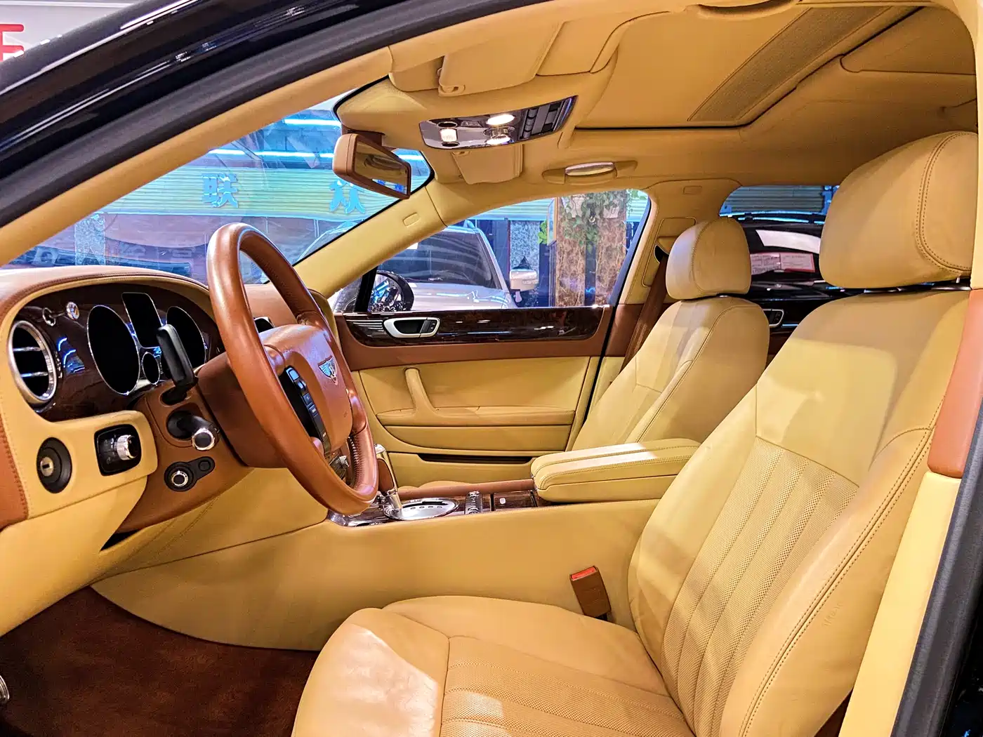 Bentley Flying Spur 2010 2010 6.0T 5-seater Version