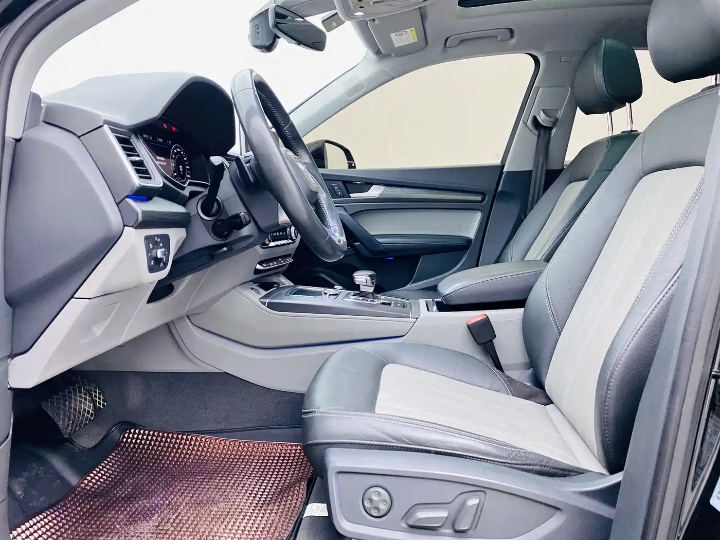 Audi Q5L 2018 45 TFSI Exclusive Elegance (China V) фото 13