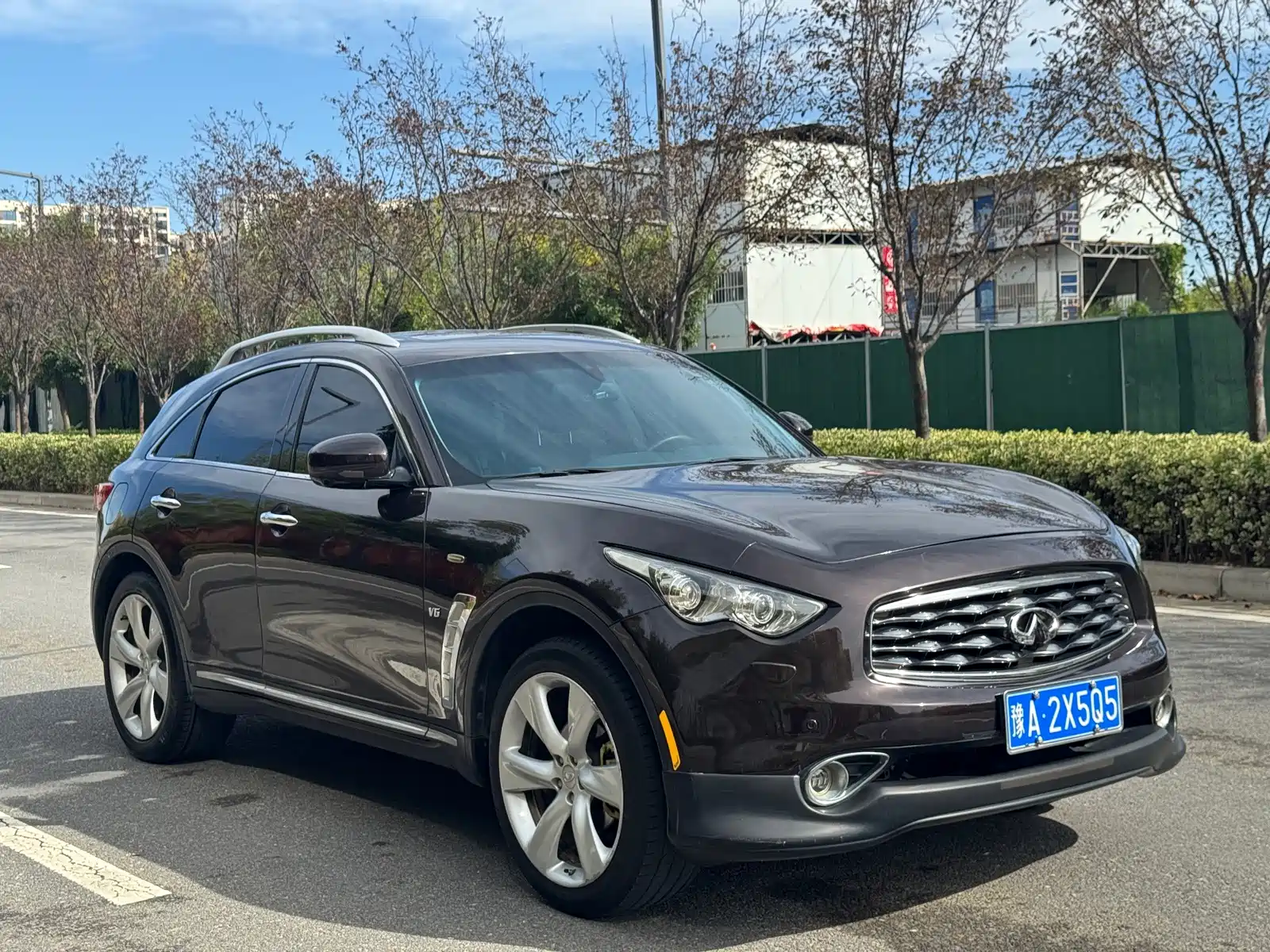 Photo 3 - Infiniti FX