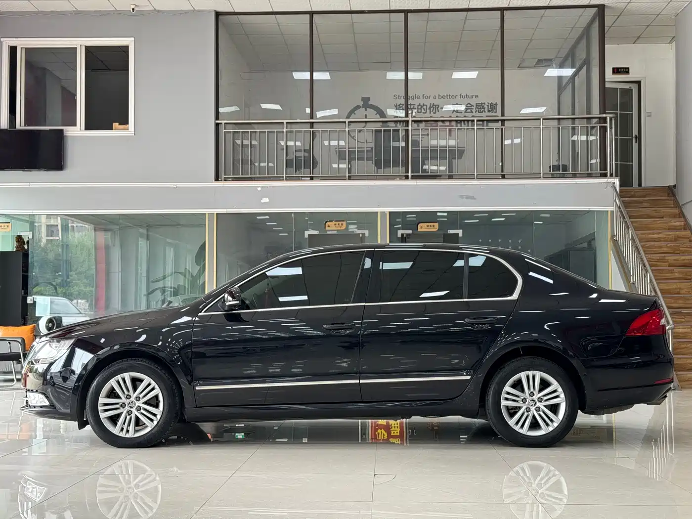 Škoda Superb 2016 TSI380 DSG Executive Edition фото 3