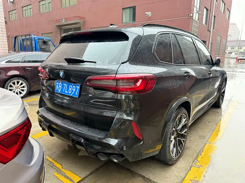  X5